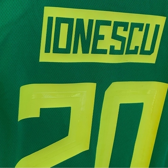 Oregon Ducks Sabrina Ionescu Nike Jersey 20 - UNISEX - OOS - size M - Authentic - Picture 10 of 10